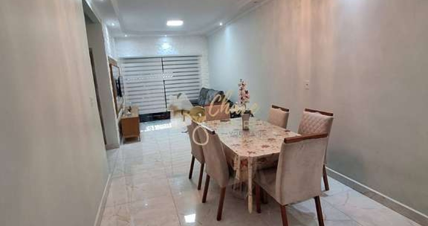 Casa ampla à venda no Jardim Lucinda com 3 Dormitórios