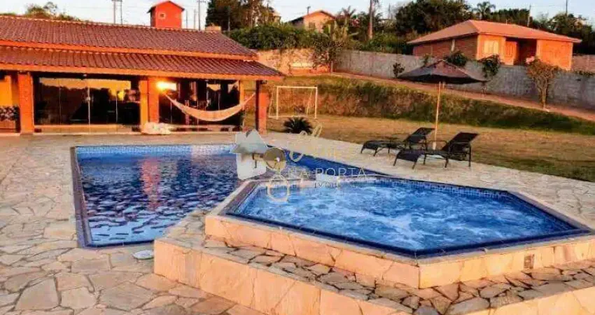 Chácara em condomínio fechado à venda em Ibiúna com 3 Dormitórios