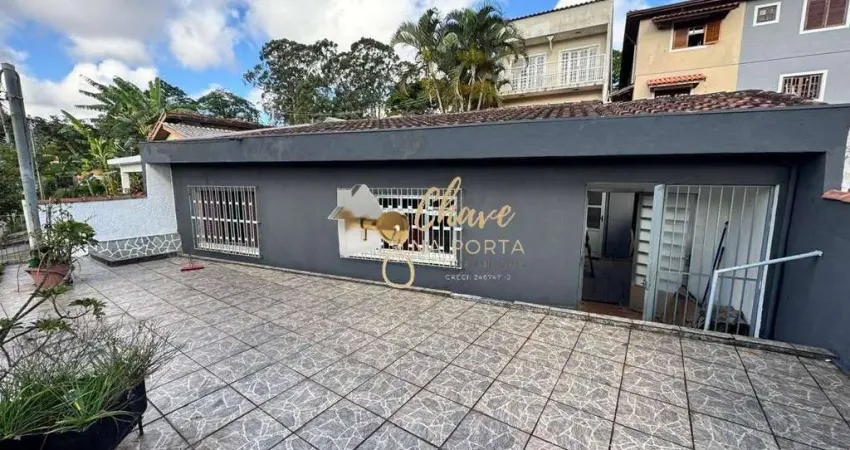 Casa ampla à venda na Vila Campo Grande com 3 Dormitórios