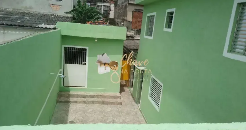 Casa com 2 quartos à venda na Rua Valdomiro Gonzaga Silva, Jardim das Oliveiras, São Paulo