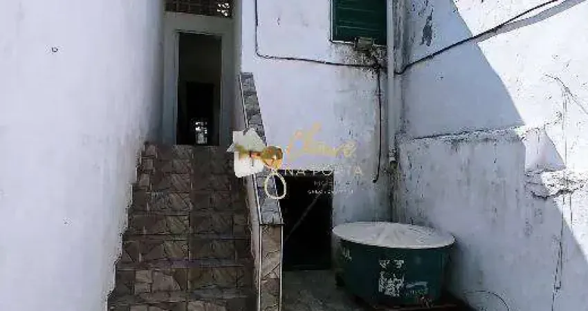 Sobrado amplo à venda na região de vila clara com 3 dormitórios