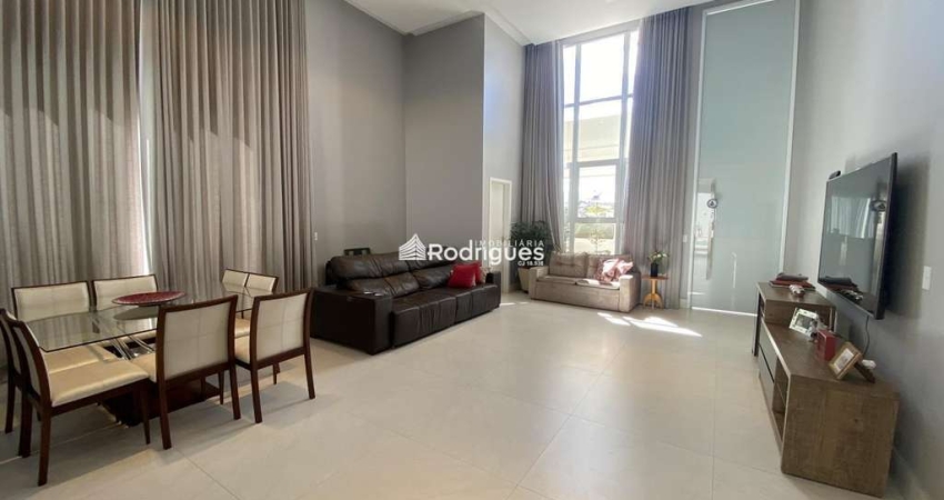 ARNIQUEIRAS SHA 04CASA ALTO PADRÃ 4 Quartos 4 suítes 1 máster com closet 500m²