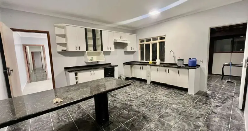 Rua 8 Vicente Pires Casa 3 Quartos 1 Suíte 4 Vagas 740m² Escritura Piscina