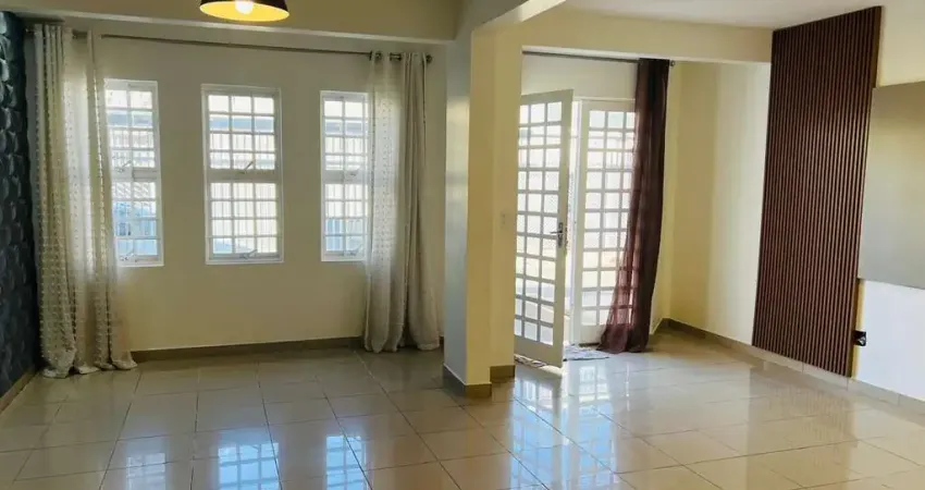 QN Riacho Fundo I Sobrado 4 Quartos 3 Suíte 300m² Churrasqueira Armários