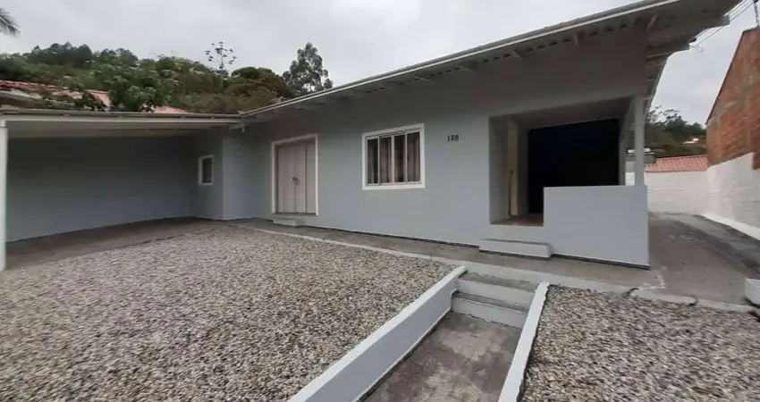 Casa com 2 dormitórios à venda, 100 m² por R$ 870.000 - Fazenda - Itajaí/SC