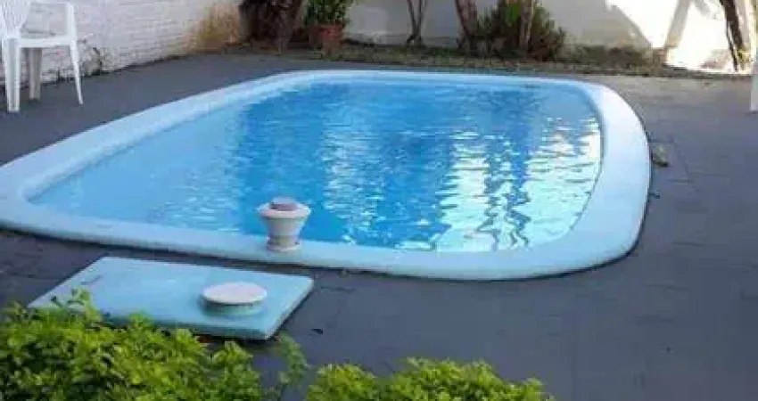 Casa com 4 dormitórios à venda, 252 m² por R$ 5.000.000 - Nações - Balneário Camboriú/SC