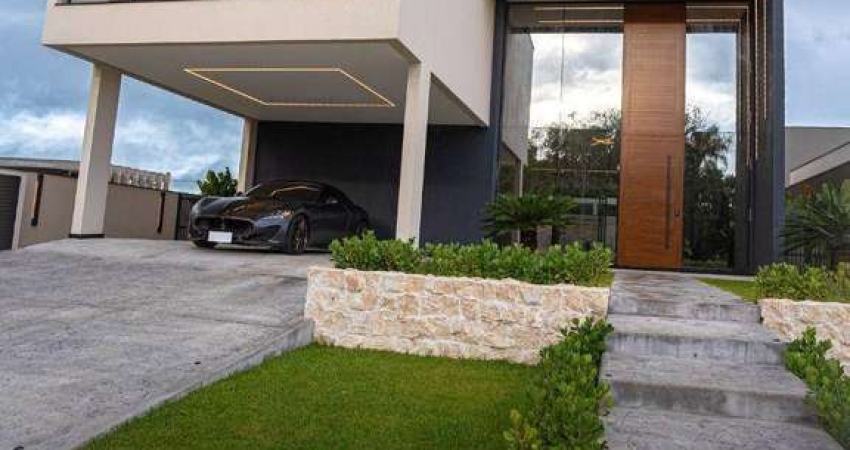 Casa com 4 dormitórios à venda, 590 m² por R$ 5.800.000 - Centro - Camboriú/SC
