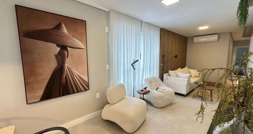 Apartamento com 2 dormitórios à venda, 93 m² por R$ 1.700.000,00 - Centro - Balneário Camboriú/SC
