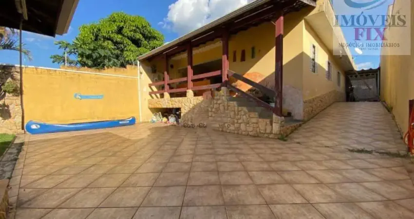 Casa 3 dormitórios para Venda em Várzea Paulista, VILA SANTA TEREZINHA, 3 dormitórios, 1 suíte, 3 banheiros, 6 vagas