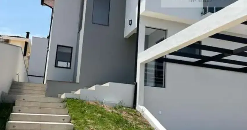 Casa de alto padrão em condominio fechado em varzea paulista !