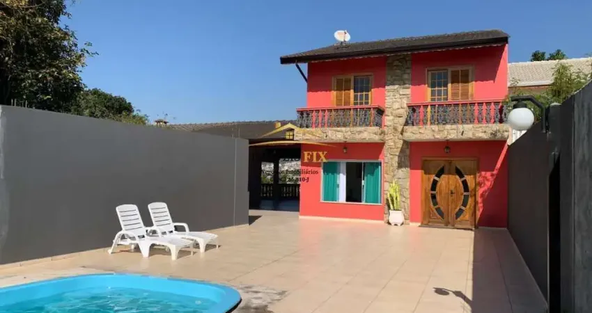 Casa estilo chacara no centro da cidade - avalia menor valor !!!