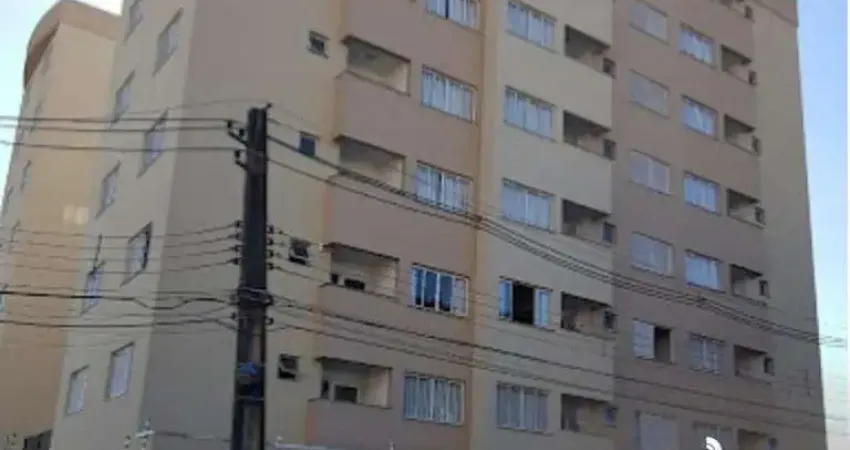 LOCAÇÃO | Apartamento mobiliado com garagem, 1 quarto à 4 quadras da Unicesumar, em Maringá-PR
