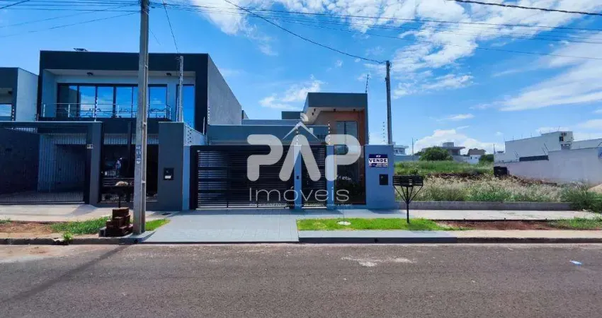 Casa à venda em Maringá, Jardim Munique, com 3 dormitórios sendo 1 Suíte, com 128 m² de Construção