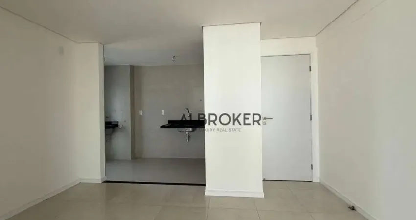 Na Aldeota  Apartamento com 2 dormitórios à venda, 66 m² por R$ 650.000 - Aldeota - Fortaleza/CE