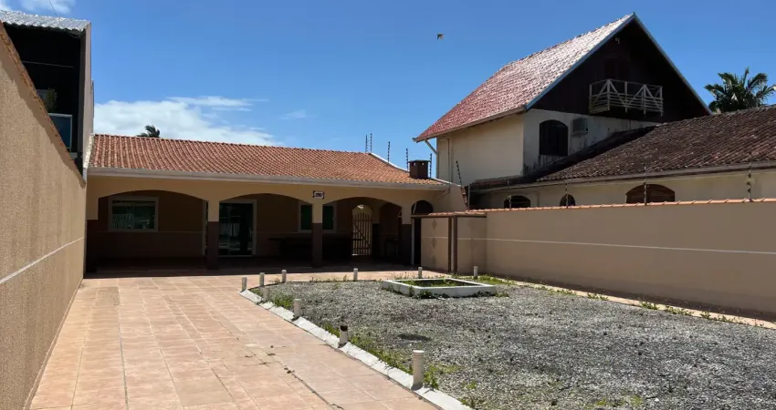 Casa 3 quartos a venda na praia de nereidas em guaratuba parana