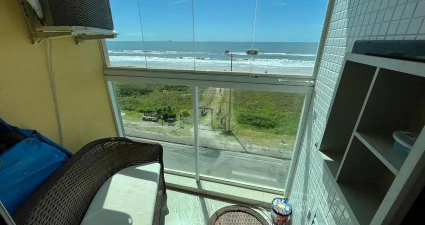 Kitnet / Stúdio à venda na Avenida Beira Mar, 10183, Balneário Caravelas, Matinhos