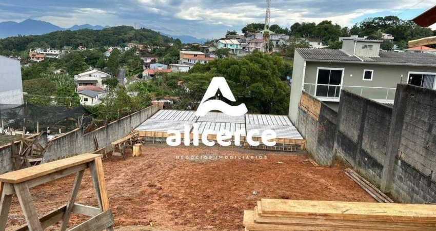 Sobrado à venda com 2 quartos 2 suítes, 126m² em Potecas São José