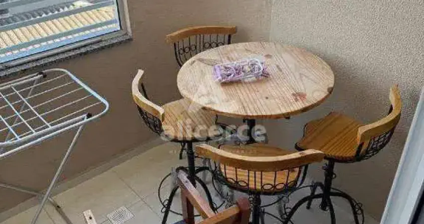 Dá uma olhada nesse incrível apartamento à venda por R$ 749 mil! Com 3 dormitórios, sendo 1 suíte, ele já vem totalmente mobiliado, incluindo eletros
