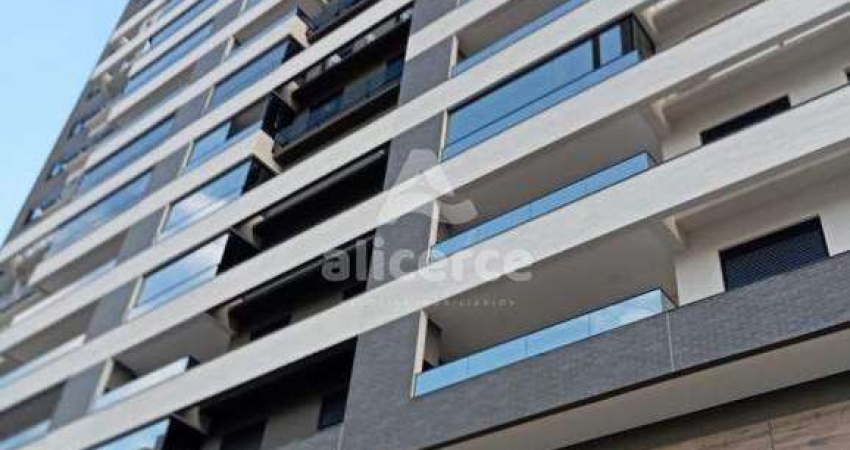 Apartamento à venda no bairro Floresta com 4 dormitórios com 01 suíte master.