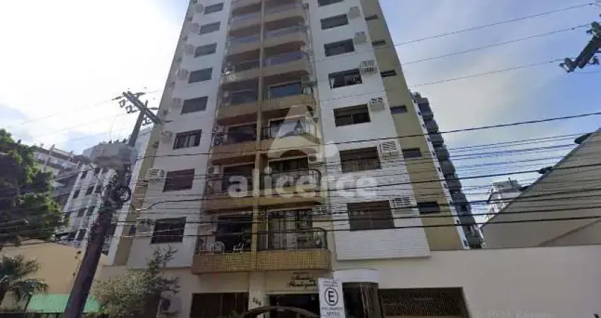 Apartamento à venda com 3 quartos 1 suíte, 107,71m² em centro florianópolis
