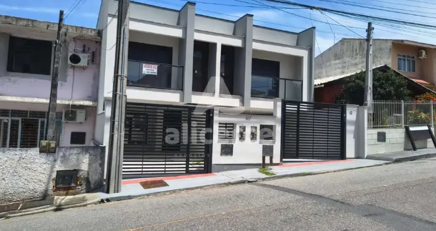 Sobrado à venda com 3 quartos 1 suíte, 179m² em barreiros são josé