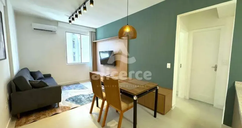 Apartamento à venda com 2 quartos , 50m² em Centro Florianópolis