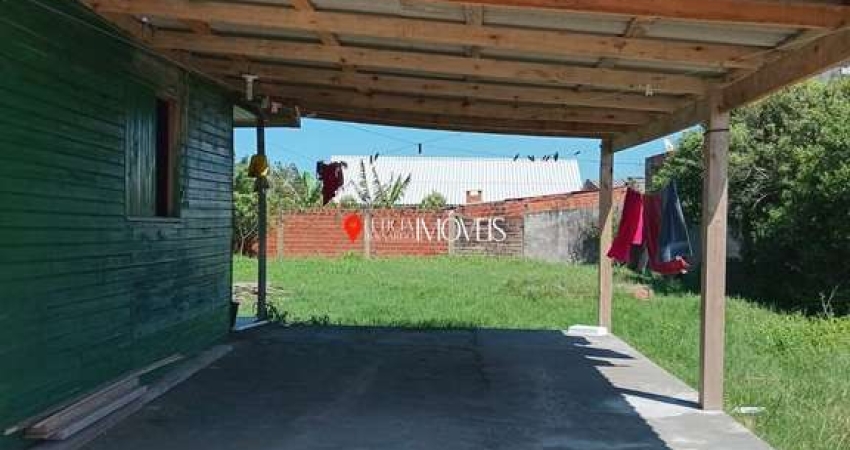 Casa de madeira à venda – R$ 110.000