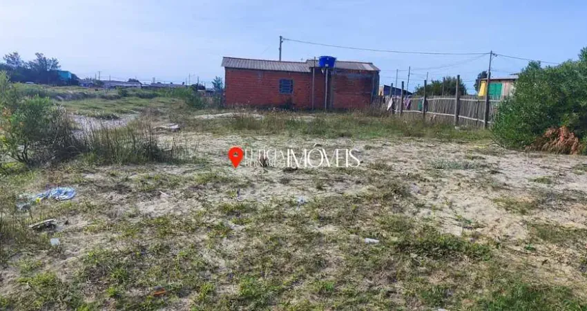 Terreno à venda no Praia Do Magistério, Balneário Pinhal 