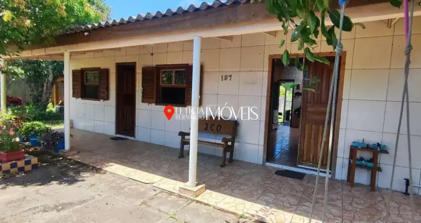 Casa espaçosa à venda na figueirinha - 5 quartos – balneário pinhal/rs