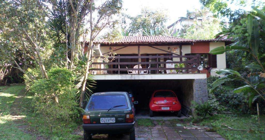Casa  residencial à venda, Condomínio Arujazinho I, II e III, Arujá.