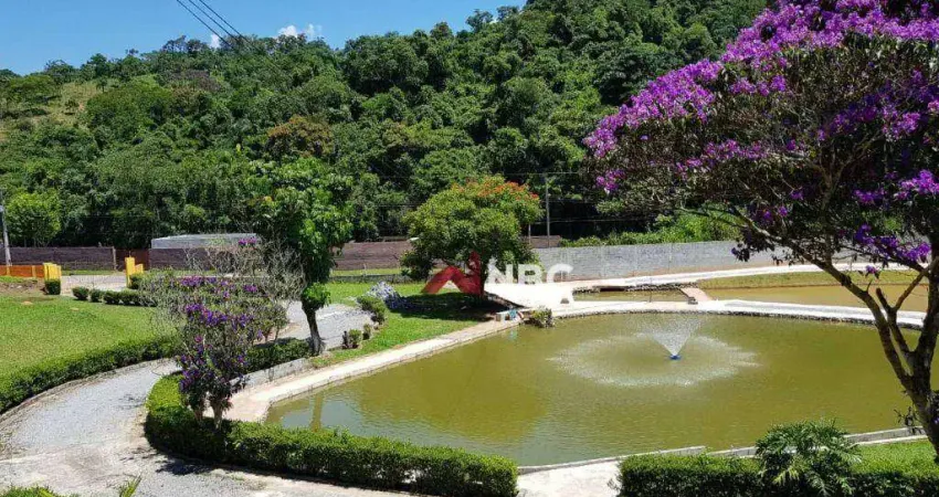 Sítio com 6 dormitórios à venda, 30000 m² por R$ 3.500.000,00 - Correas - Arujá/SP