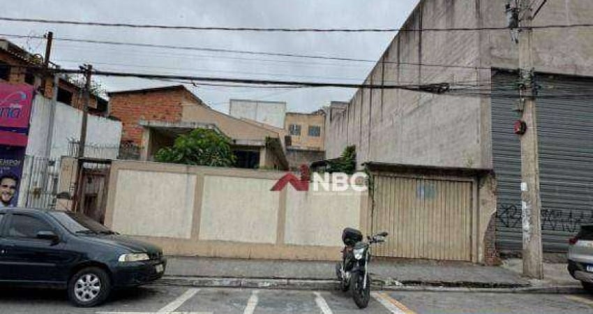 Casa com 3 dormitórios à venda, 488 m² por R$ 1.300.000,00 - Centro - Itaquaquecetuba/SP