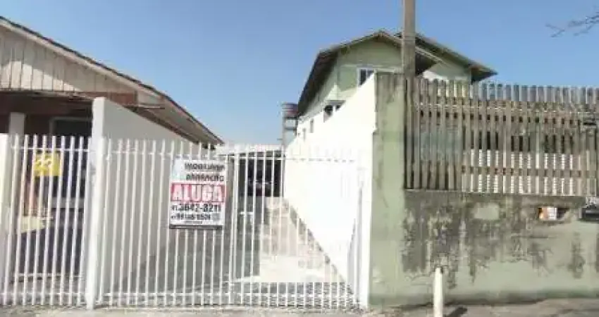 Casa com 3 quartos para alugar na Rua Boleslau Wzorek, 184, Estação, Araucária