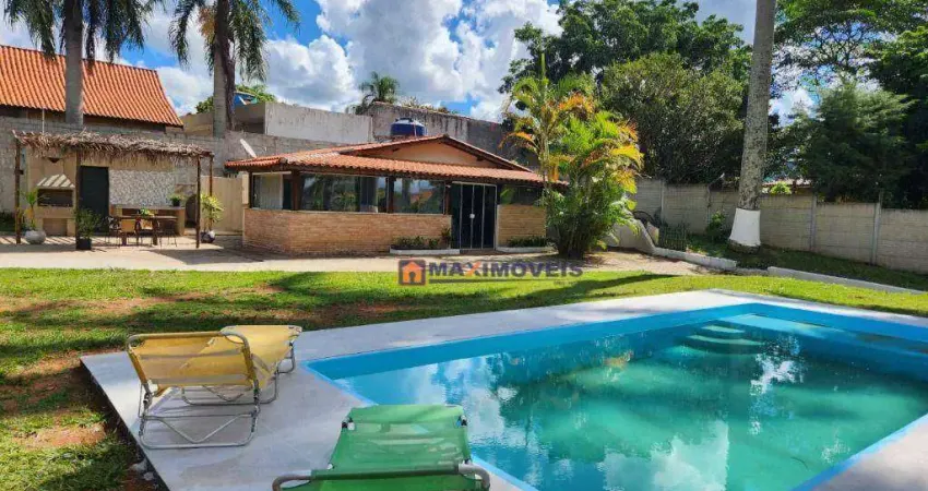 Chácara com 2 dormitórios à venda, 3940 m² por R$ 950.000,00 - Chácaras Fernão Dias - Atibaia/SP