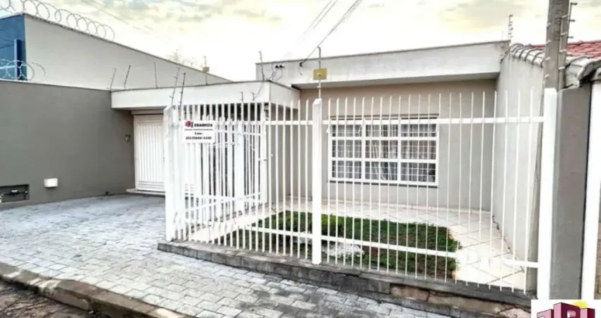 CASA 03 DORMITÓRIOS SENDO 01 SUITE NO  CENTRO BOITUVA /SP