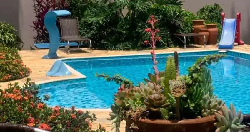 Chácara em condomínio fechado em cerquilho, com piscina, 03 dormitórios.
