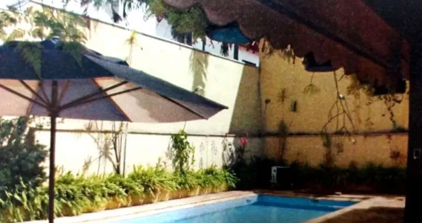 Luxuosa casa em condomínio à venda em Sorocaba-SP, Granja Olga III: 6 quartos, 5 suítes, 3 salas, 6 banheiros, 8 vagas, 539m².