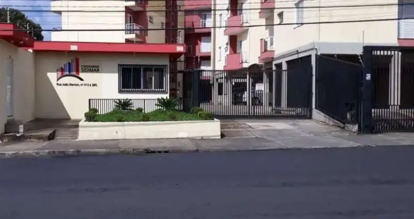 Apartamento tipo Kitnet, quarto e sala integrados, varanda, cozinha, lavanderia, wc.