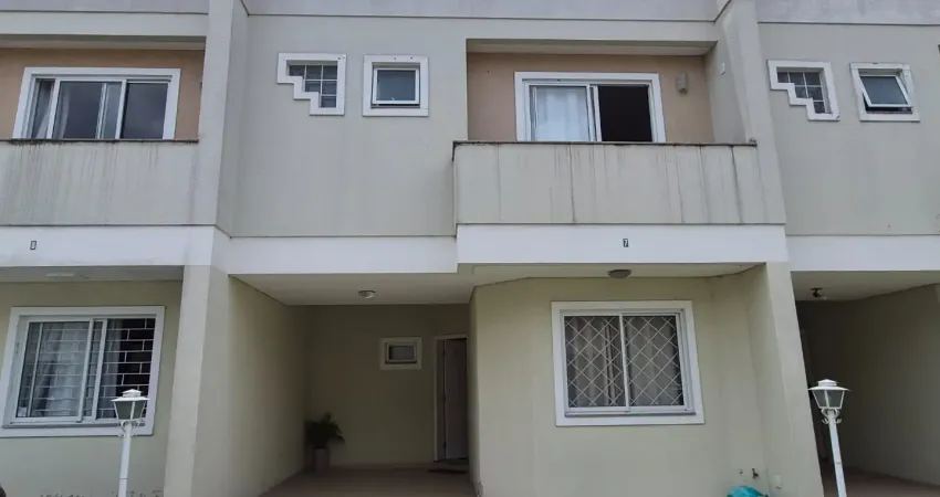 Sobrado mobiliado em condomínio fechado para locação – uberaba | curitiba por r$ 3.500 mais taxas