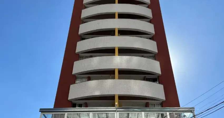 Apartamento com 1 dormitório para alugar no centro de curitiba, 44 m² por r$ 1700 mais taxas