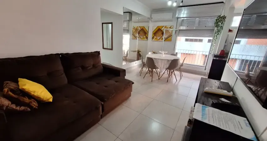 Apartamento reformado 2 dormitórios e garagem - Pitangueiras Guarujá