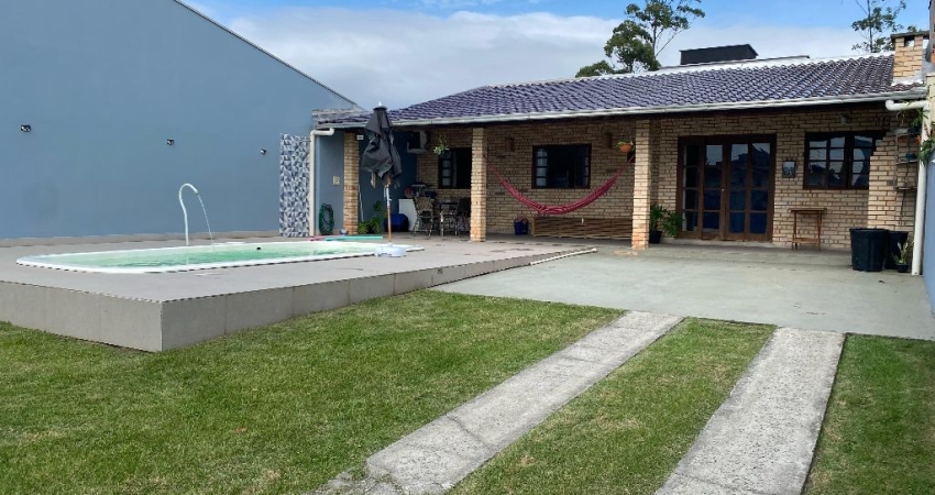 CASA MOBILIADA NO BAIRRO NOSSA SENHORA DE FÁTIMA- PENHA/SC