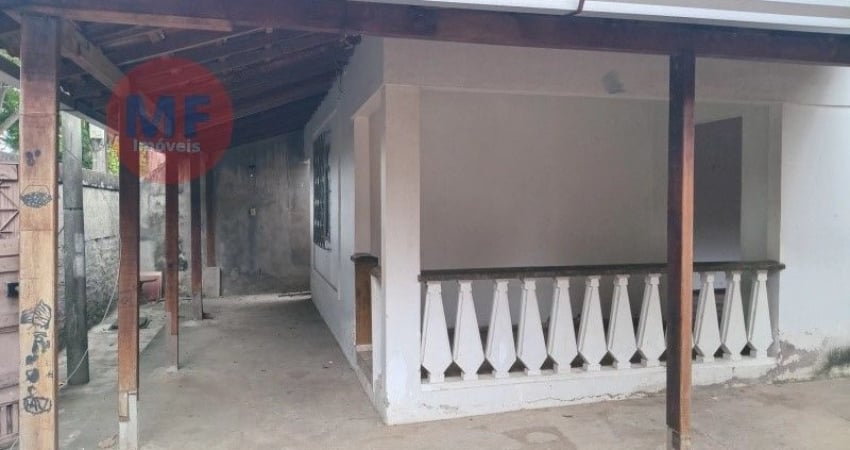 Casa independente com quintal - Valverde, Nova Iguaçu
