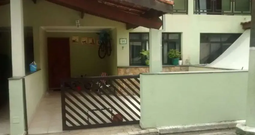 Casa com 3 quartos à venda na Rua Farmacêutico José Ignacio da Glória, Vila São Jorge, São Vicente