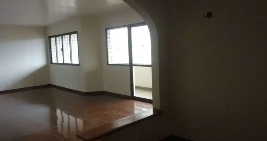 Apartamento com 3 quartos para alugar na Rua Machado de Assis, Boqueirão, Santos