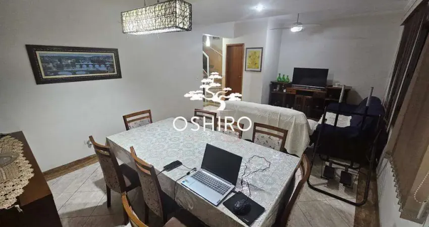 Casa com 3 quartos à venda na Avenida Quintino Bocaiuva, Boa Vista, São Vicente