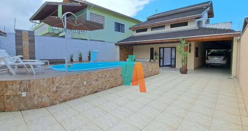 Casa com 4 dormitórios à venda, 246 m² por R$ 1.000.000 - Indaiá - Caraguatatuba/SP