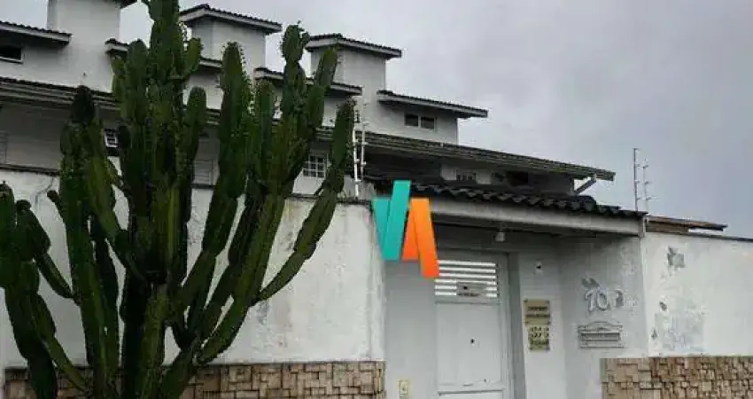 Sobrado com 3 dormitórios à venda, 141 m² por R$ 585.000,00 - Jardim Britânia - Caraguatatuba/SP