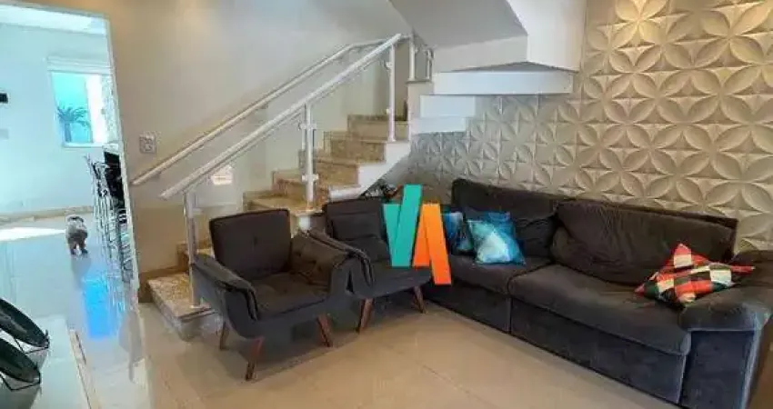 Casa com 3 dormitórios à venda, 343 m² por R$ 1.500.000,00 - Jardim Britânia - Caraguatatuba/SP