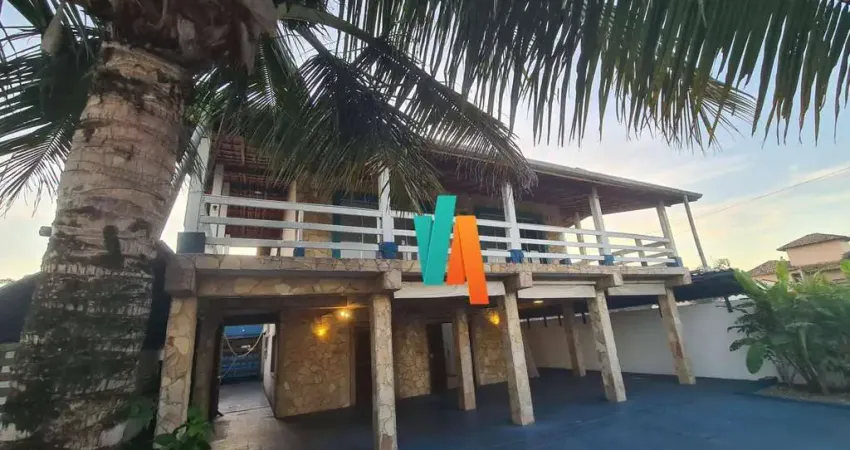 Sobrado Residencial ou Comercial frente mar em Caraguatatuba